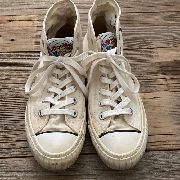 Last Chance🥳! Looney Tunes Keds. Size 7. - Picture 2 of 10